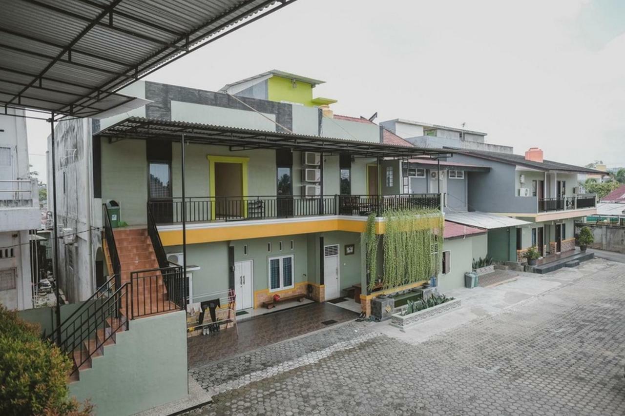 Reddoorz Syariah Near Kantor Walikota Jambi Exterior photo